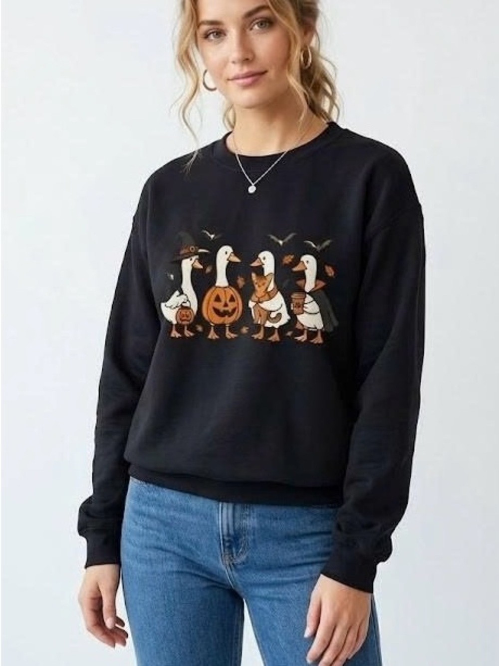 NWT Gildan Halloween Ducks Crewneck Sweatshirt Pumpkin Ghost Cute Fall Black